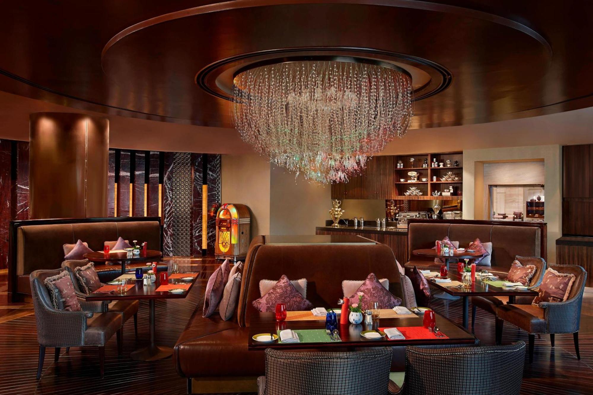 Itc Grand Chola, A Luxury Collection Hotel, Chennai Exteriör bild The interior of the restaurant