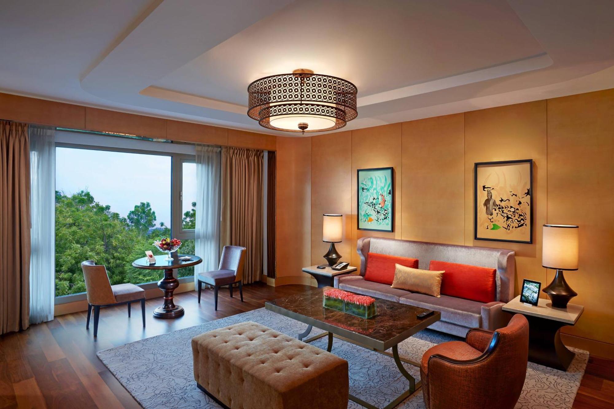 Itc Grand Chola, A Luxury Collection Hotel, Chennai Exteriör bild A suite at the hotel